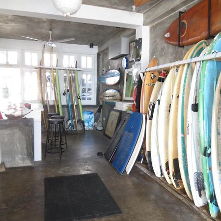 Mountain Wave Hotel And Surfshop Хиккадува Экстерьер фото