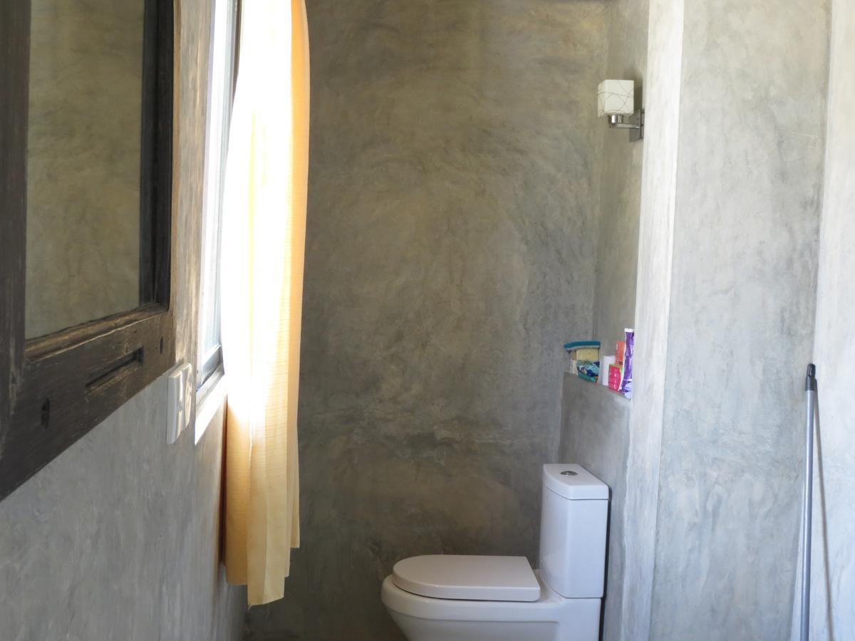 Mountain Wave Hotel And Surfshop Хиккадува Экстерьер фото
